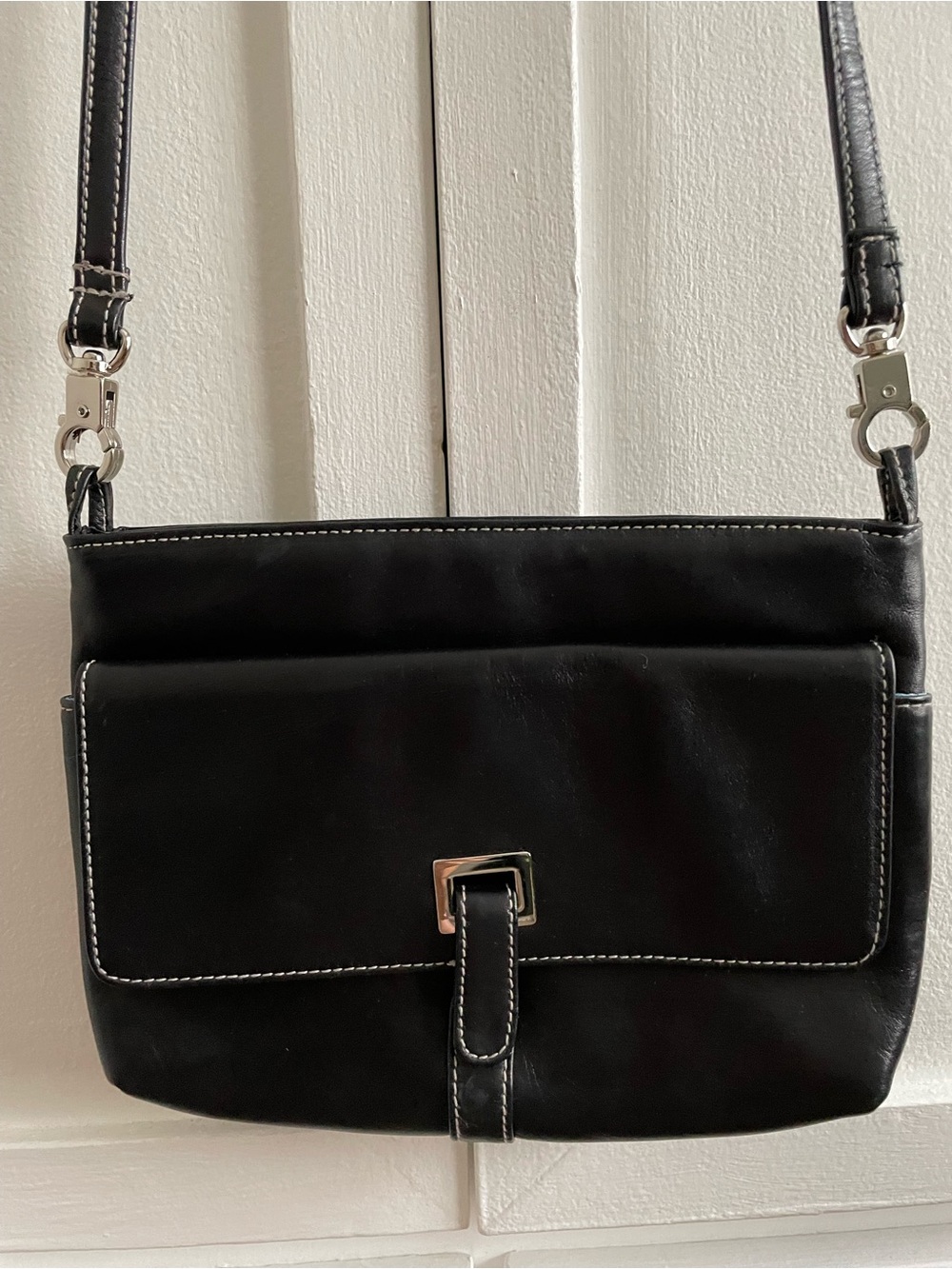 Perlina Genuine Black Leather Crossbody Bag Excellent Shape Like New